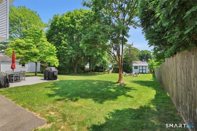 30 Quaker Lane, Southington, CT 06489