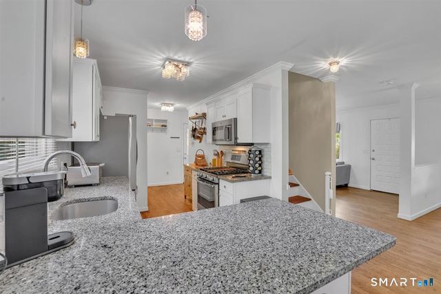 30 Quaker Lane, Southington, CT 06489