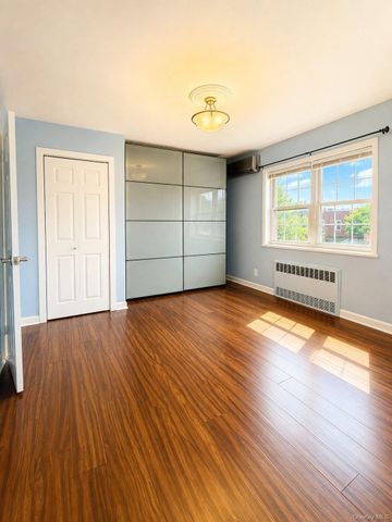 2130 Batchelder Street, Brooklyn, NY 11229