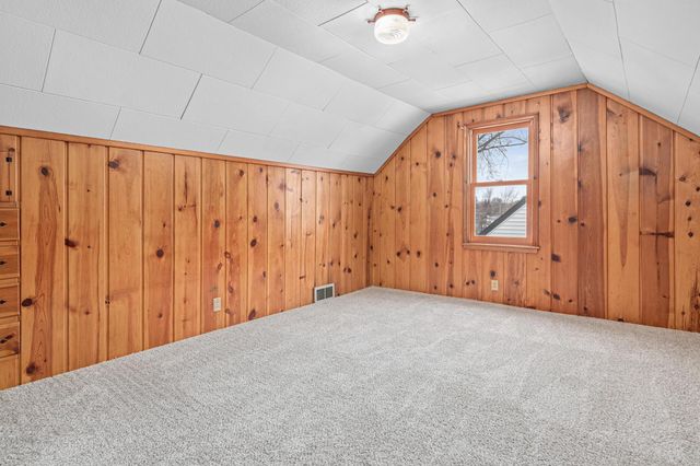 338 12th Avenue S, South Saint Paul, MN 55075