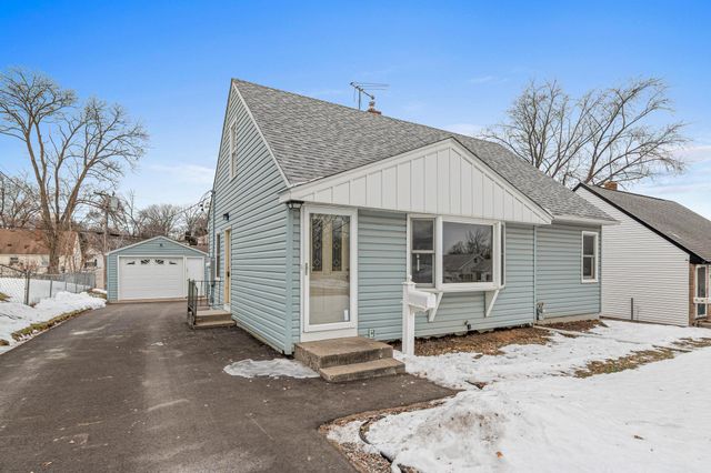 338 12th Avenue S, South Saint Paul, MN 55075