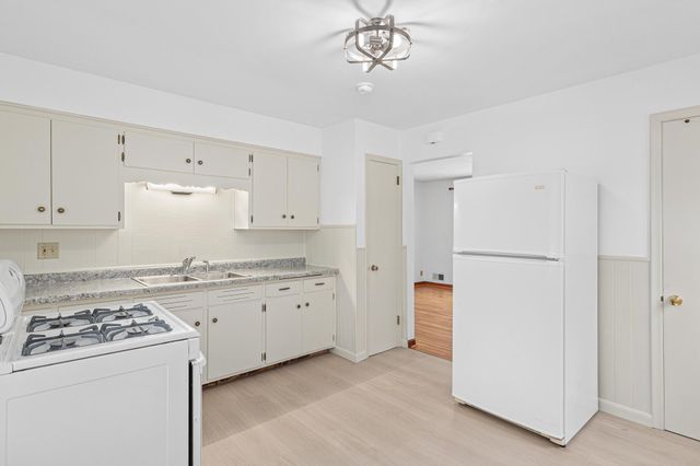 338 12th Avenue S, South Saint Paul, MN 55075