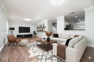 2428 NW 99th Way, Sunrise, FL 33322