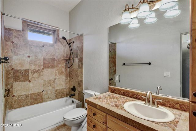 25535 W HUNTER Drive, Wittmann, AZ 85361