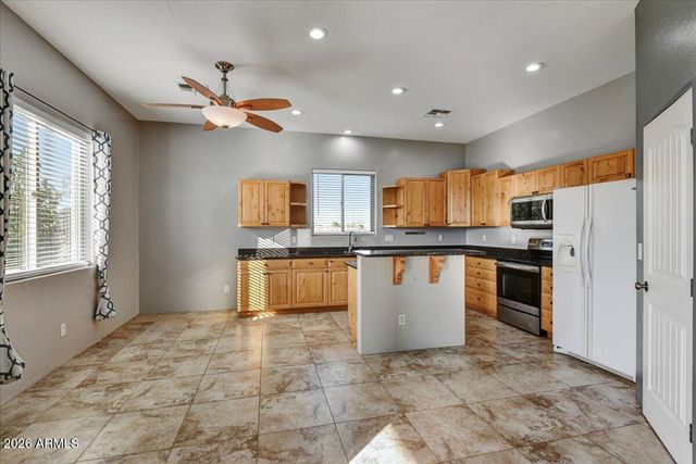 25535 W HUNTER Drive, Wittmann, AZ 85361