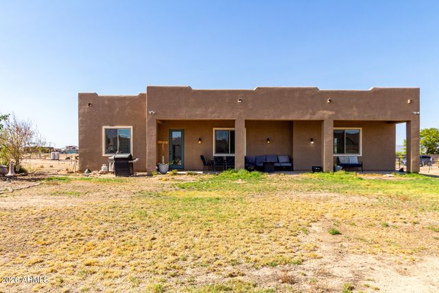 25535 W HUNTER Drive, Wittmann, AZ 85361