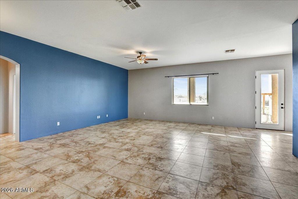 25535 W HUNTER Drive, Wittmann, AZ 85361 — photo 3