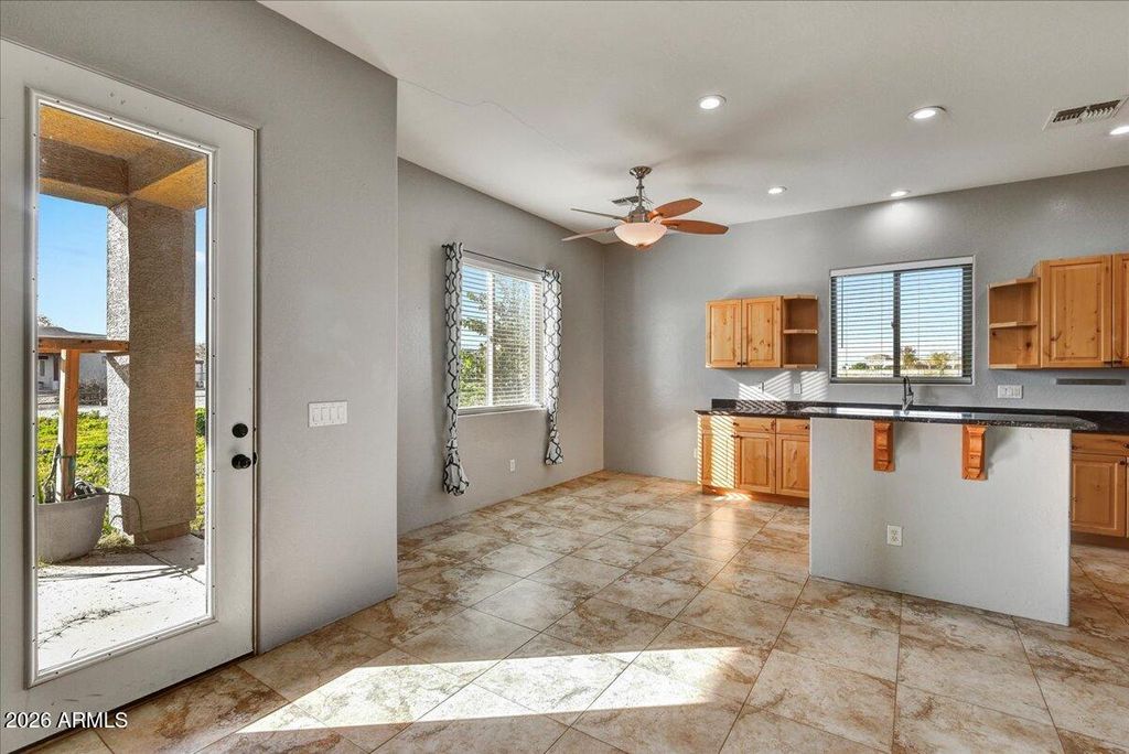 25535 W HUNTER Drive, Wittmann, AZ 85361 — photo 5