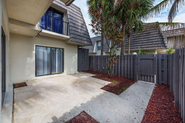 1755 N Congress Avenue, West Palm Beach, FL 33401