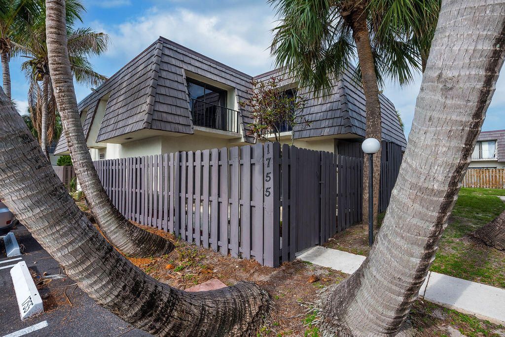1755 N Congress Avenue, West Palm Beach, FL 33401
