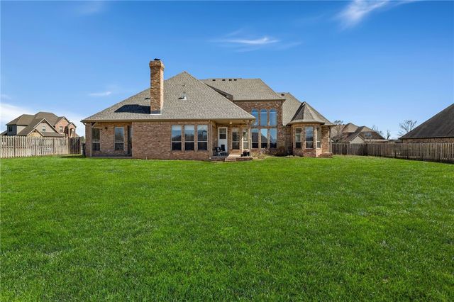 1431 Amore Lane, Centerton, AR 72719