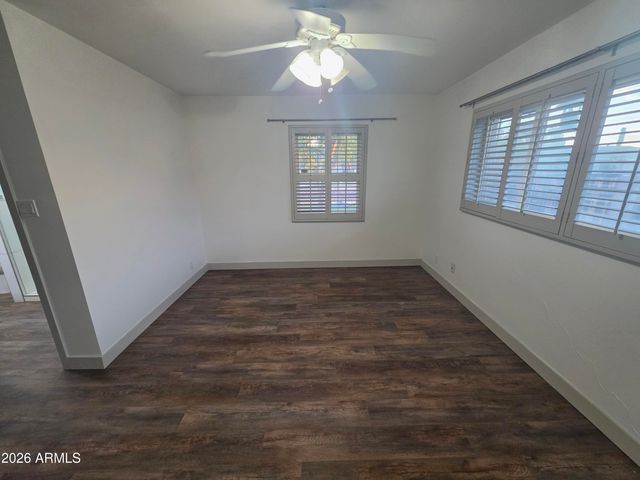 8215 E CAMBRIDGE Avenue, Scottsdale, AZ 85257