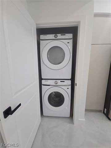 12 W 15th ST, Lehigh Acres, FL 33972