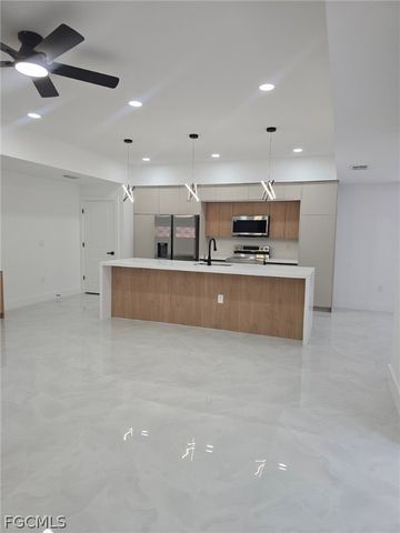 12 W 15th ST, Lehigh Acres, FL 33972