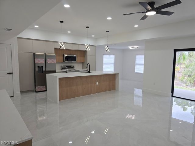 12 W 15th ST, Lehigh Acres, FL 33972