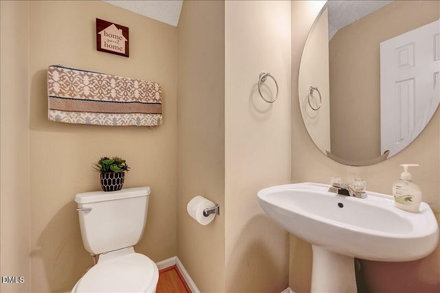 5636 Roan Mountain Place, Raleigh, NC 27613