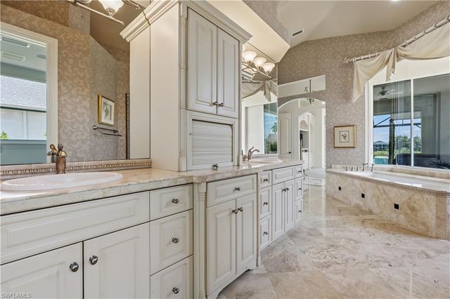 16629 Panther Paw CT, Fort Myers, FL 33908