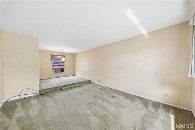 13484 Coliseum Drive, Chesterfield, MO 63017
