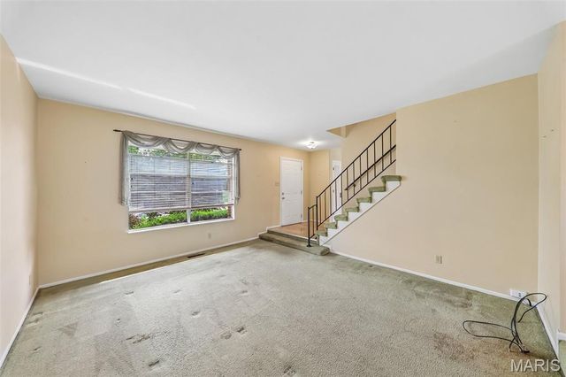 13484 Coliseum Drive, Chesterfield, MO 63017