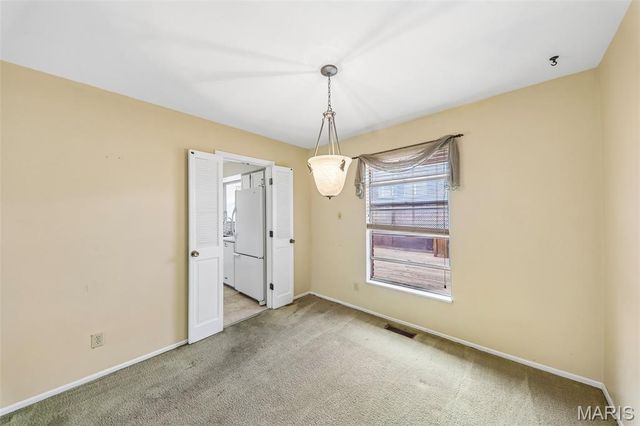 13484 Coliseum Drive, Chesterfield, MO 63017