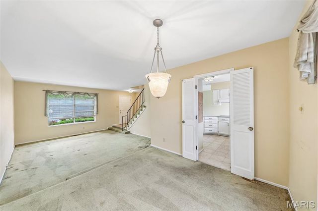 13484 Coliseum Drive, Chesterfield, MO 63017