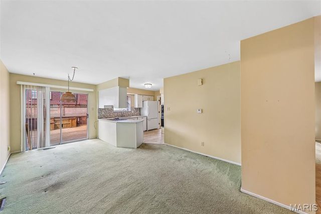 13484 Coliseum Drive, Chesterfield, MO 63017