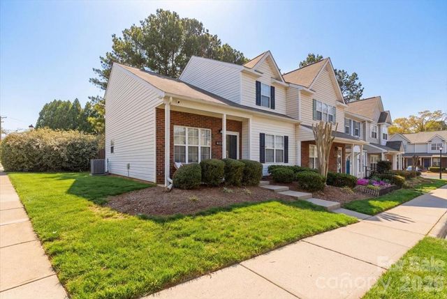 6475 Saint Bernard Way, Charlotte, NC 28269