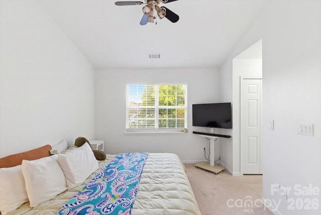 6475 Saint Bernard Way, Charlotte, NC 28269