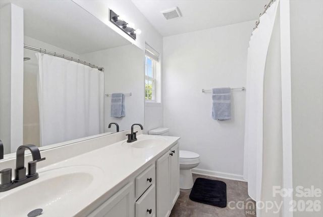 6475 Saint Bernard Way, Charlotte, NC 28269