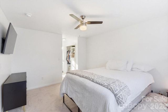 6475 Saint Bernard Way, Charlotte, NC 28269