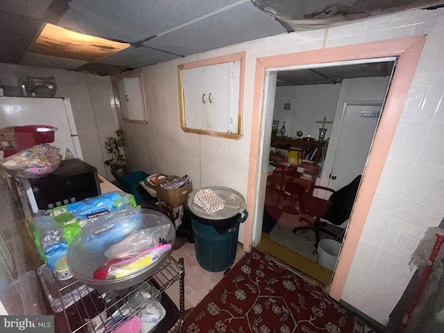 1729 W HUNTINGDON ST, Philadelphia, PA 19132