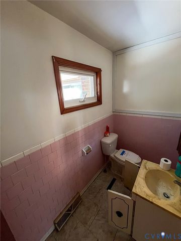 1310 Birdsong Rd, South Prince George, VA 23805