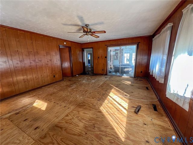 1310 Birdsong Rd, South Prince George, VA 23805