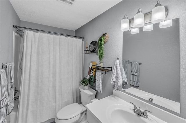 3308 Haley DR, Virginia Beach, VA 23452