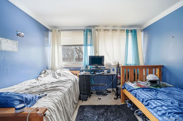 1 Wyndover Woods Lane 2, White Plains, NY 10603