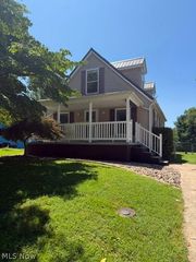 1318 19th Street, Vienna, WV 26105