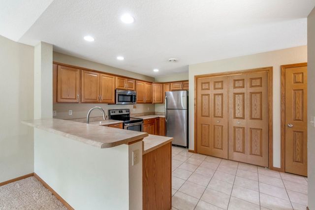 4102 Legacy Ln Unit 1, Cedar Falls, IA 50613