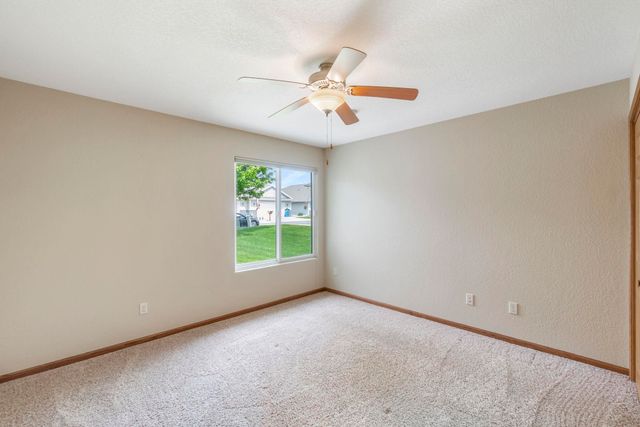 4102 Legacy Ln Unit 1, Cedar Falls, IA 50613