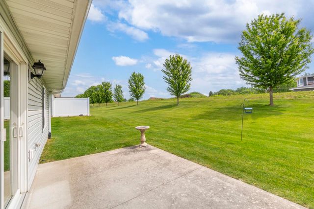 4102 Legacy Ln Unit 1, Cedar Falls, IA 50613