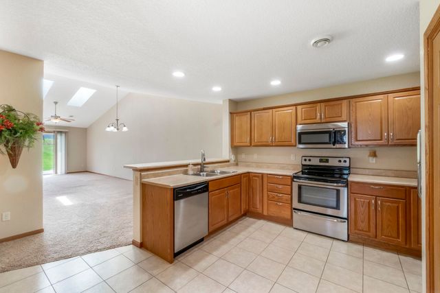 4102 Legacy Ln Unit 1, Cedar Falls, IA 50613