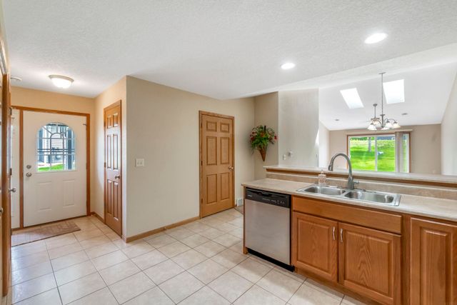 4102 Legacy Ln Unit 1, Cedar Falls, IA 50613