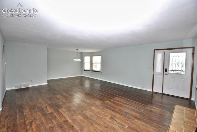488 W Rockrimmon Boulevard G, Colorado Springs, CO 80919