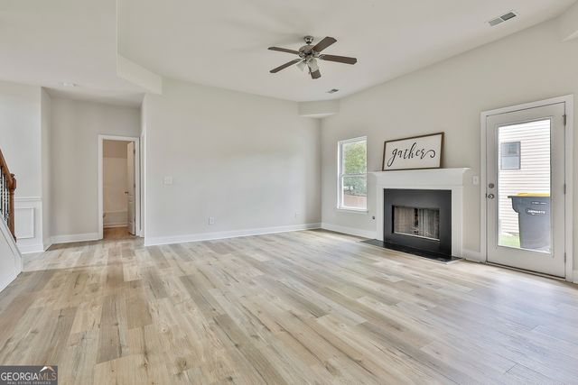 28 Fox Ridge Drive, Newnan, GA 30265
