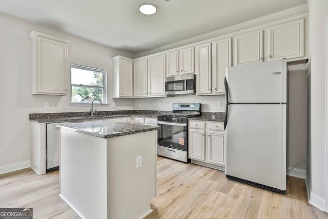 28 Fox Ridge Drive, Newnan, GA 30265
