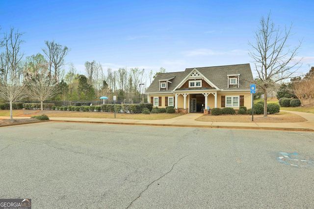 28 Fox Ridge Drive, Newnan, GA 30265