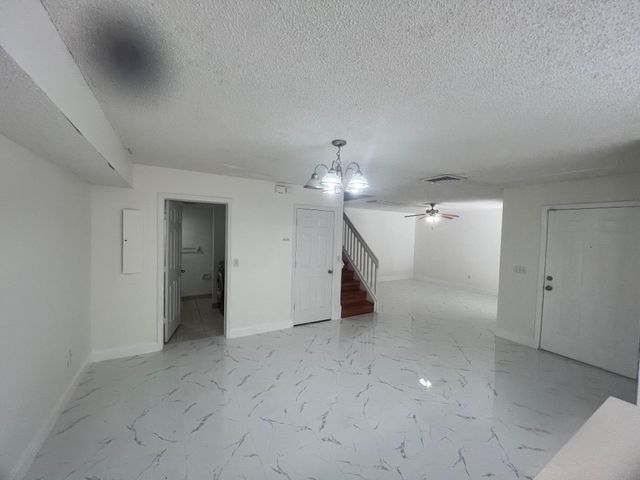 2212 White Pine Circle B, Greenacres, FL 33415