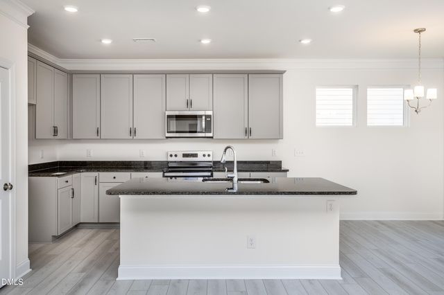 3709 Vector Drive Ef 31, Wilson, NC 27896