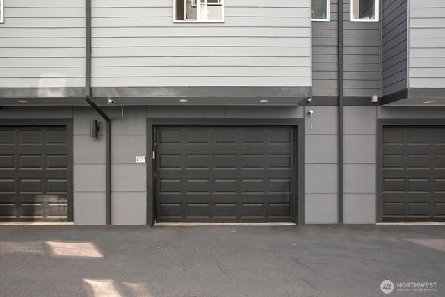 2736 S Andover Street, Seattle, WA 98108