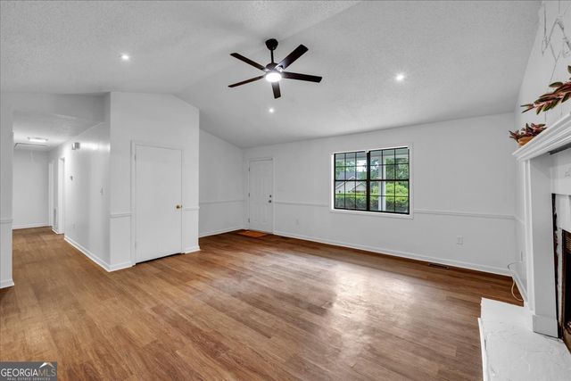 565 Lacebark Drive, Macon, GA 31220