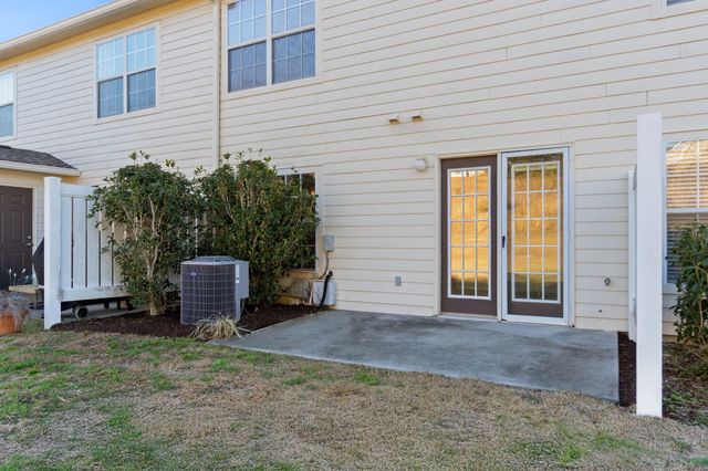 592 Wingspan Way, Crestview, FL 32536